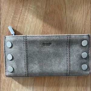 Hammitt wallet. Like new.